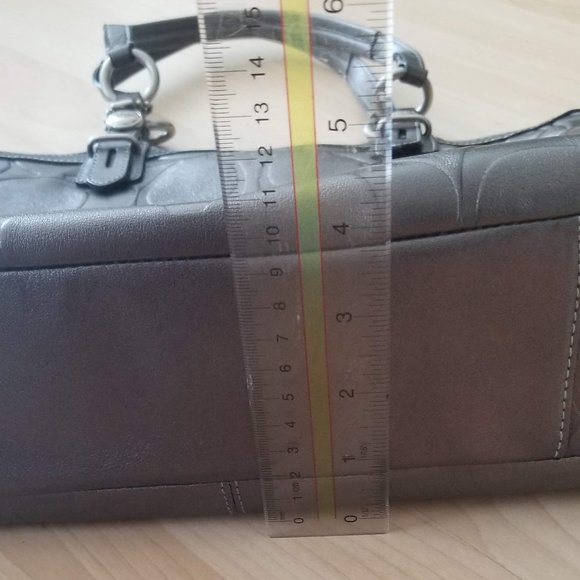 Vintage Coach Leather purse - metallic grey - Picture 9 of 12